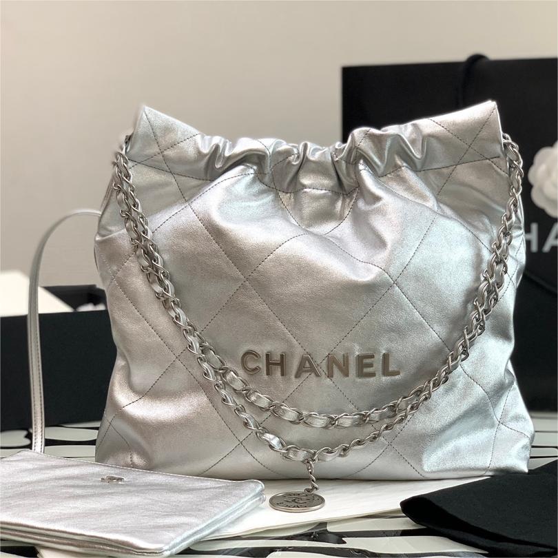 Chanel-22 bag silvery
