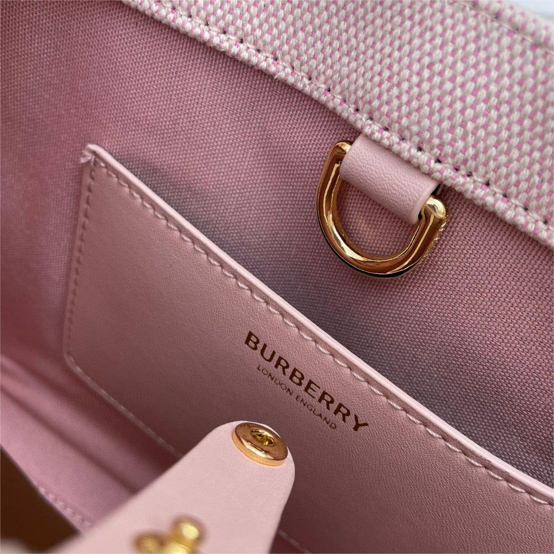 Burberry-Freya Frey bag