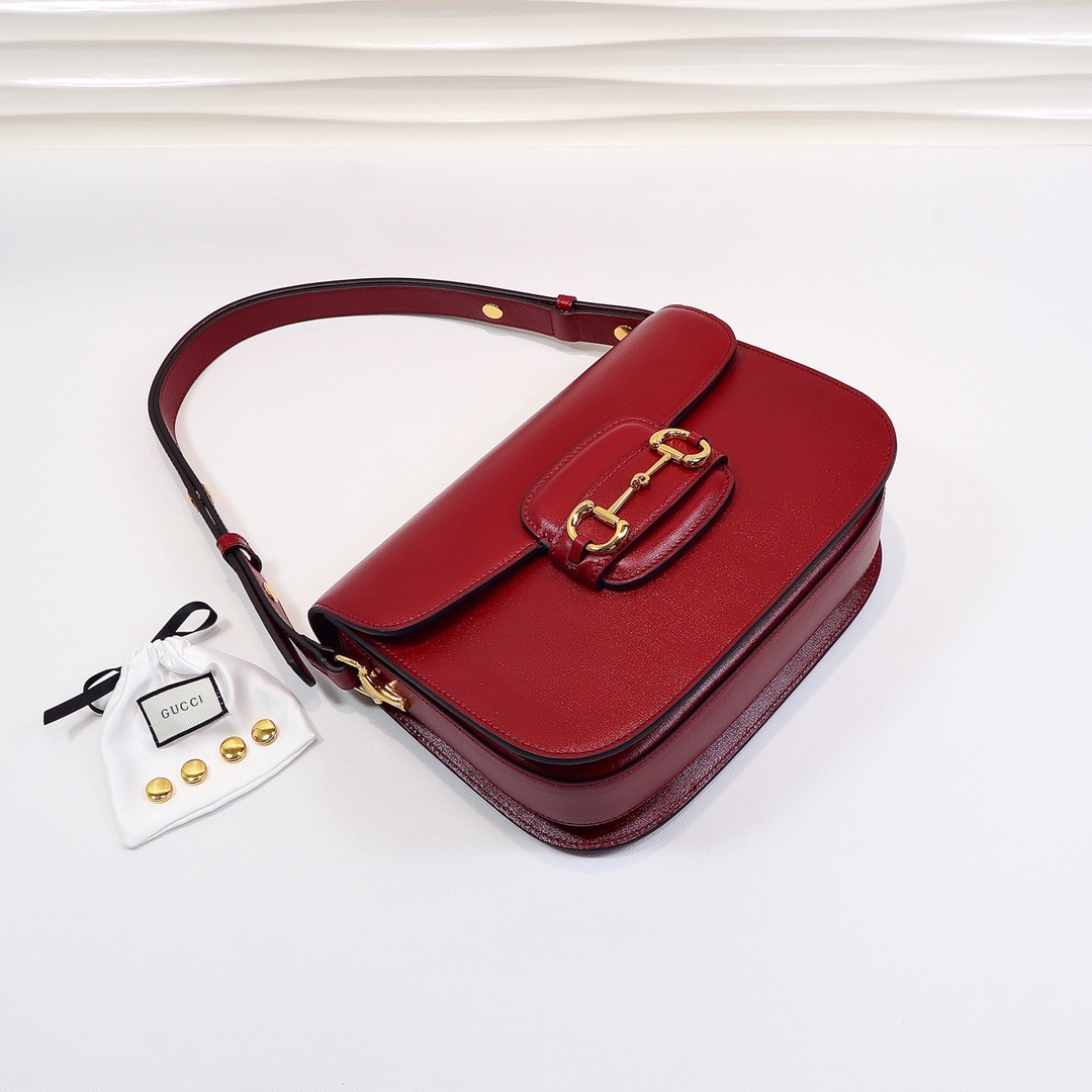 Gucci-Horsebit 1955 Saddle Bag in Red
