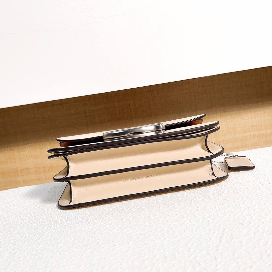 Coach-Idol series Chain crossbody bag