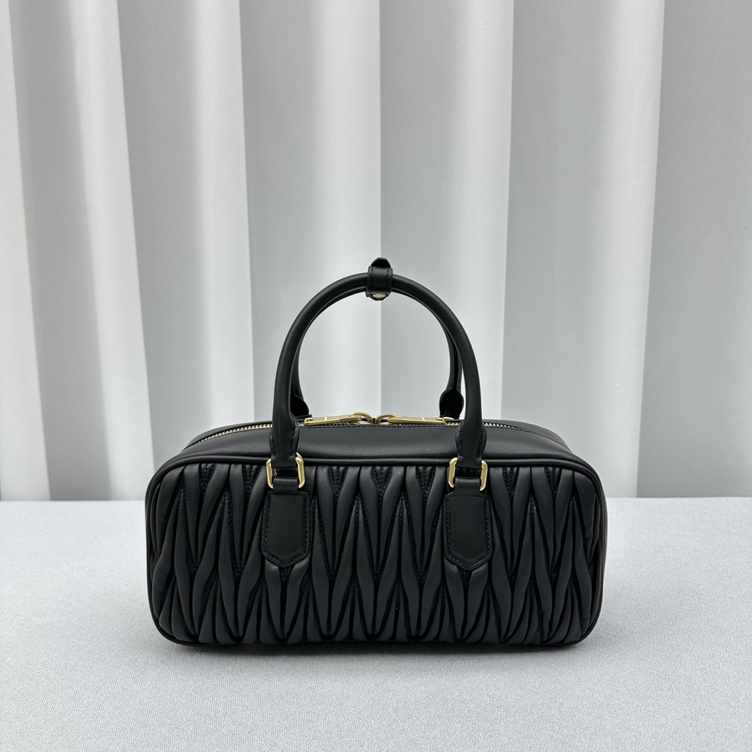 MIU MIU-Arcadia Matelass é soft sheepskin handbag