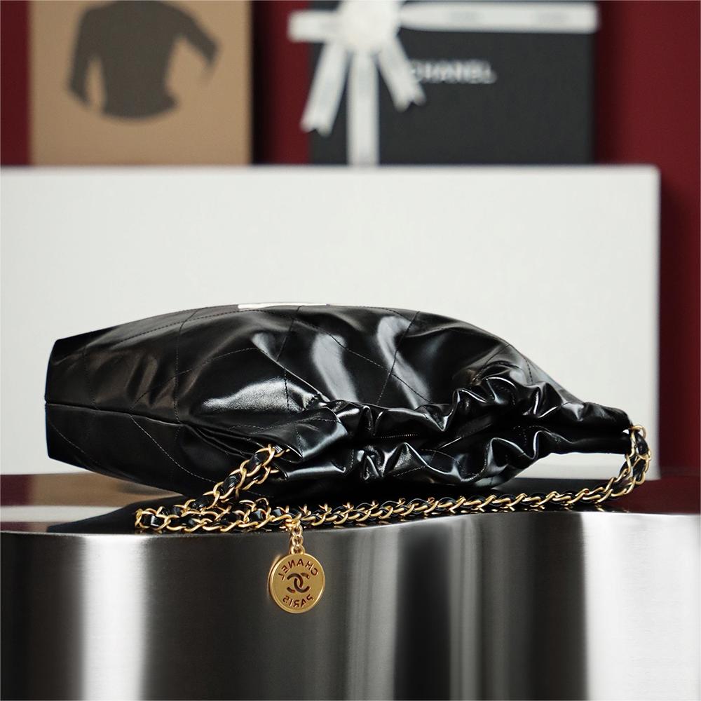 Chanel-22 mini bag