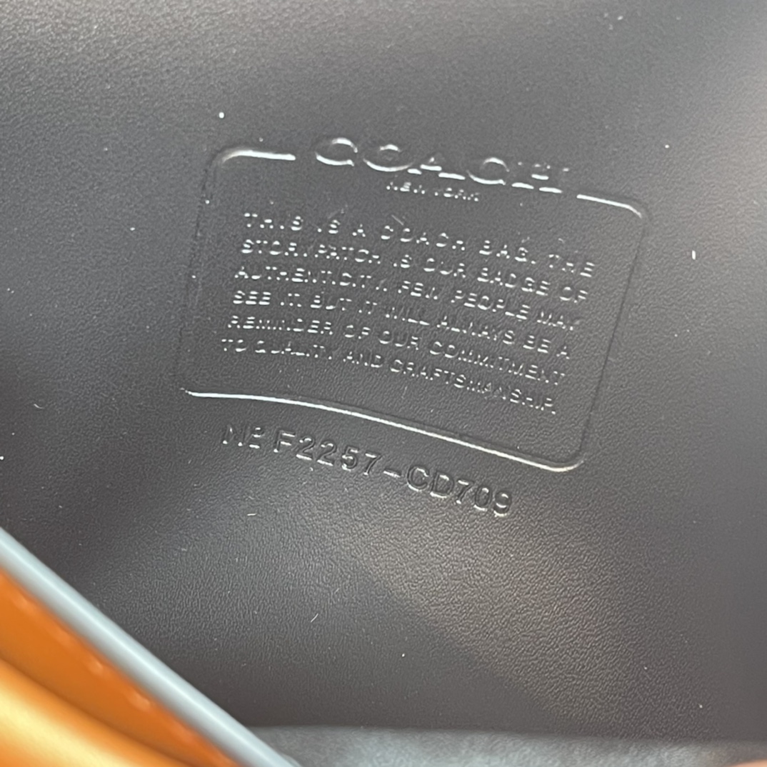 Coach-Jacquard Fabric Flip Bandit Series Single Shoulder Crossbody Bag