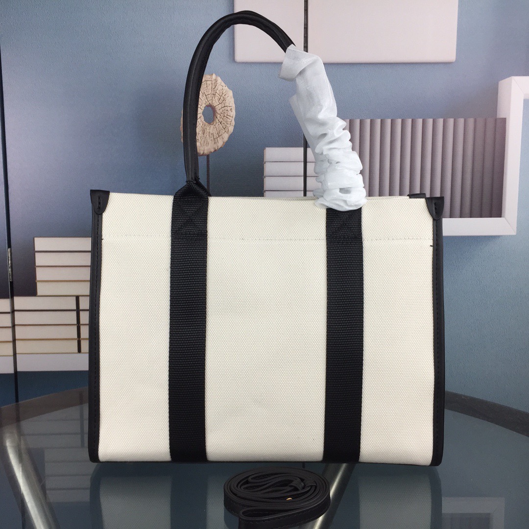 Balenciaga-navy cabas