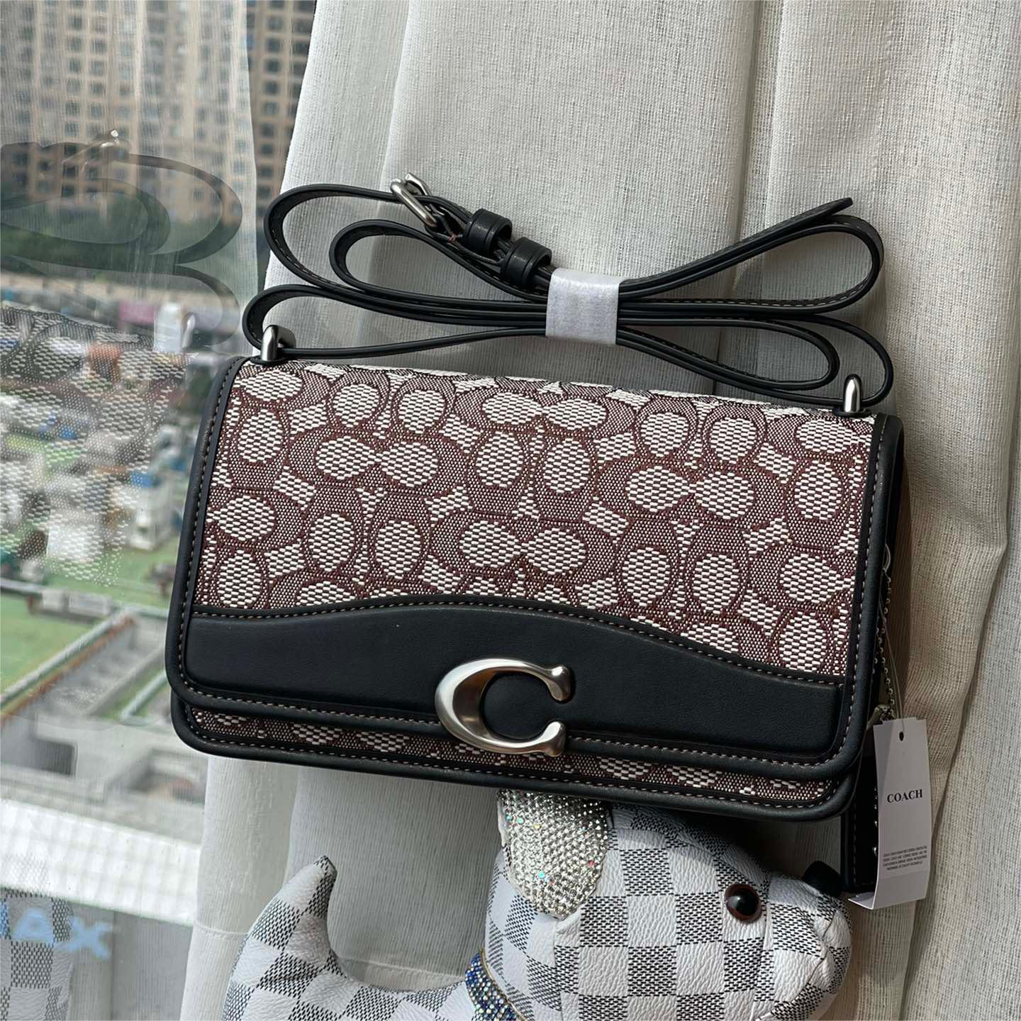 Coach-Jacquard Fabric Flip Bandit Series Single Shoulder Crossbody Bag