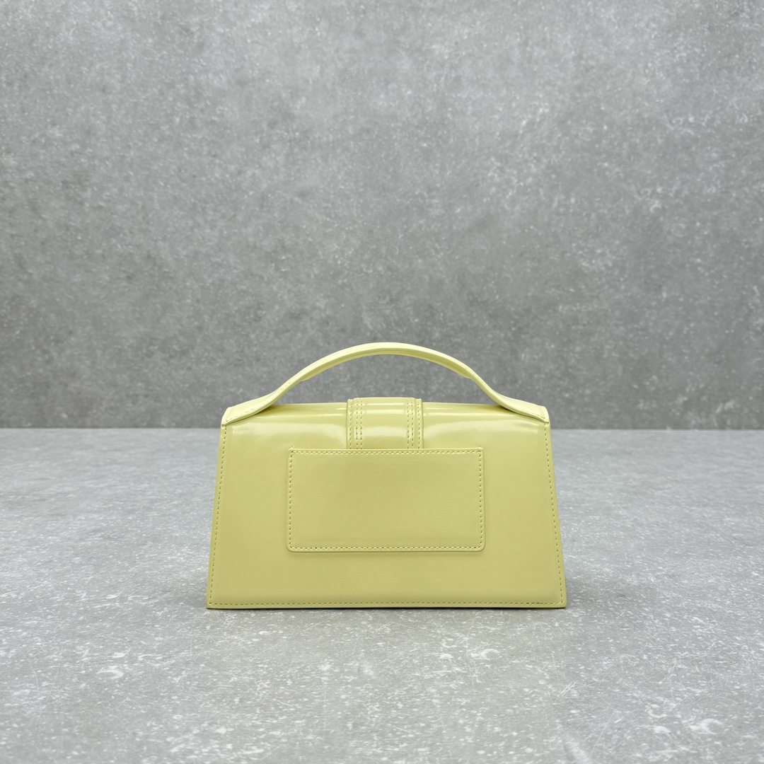 Jacquemu-Bamnino's new crossbody bag