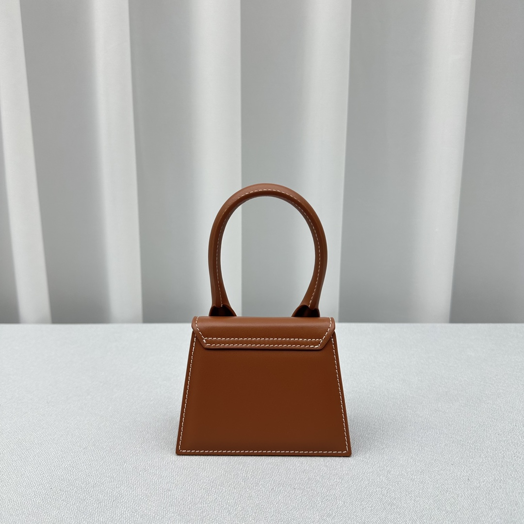 Jacquemus-Mini Handheld Lipstick Bag