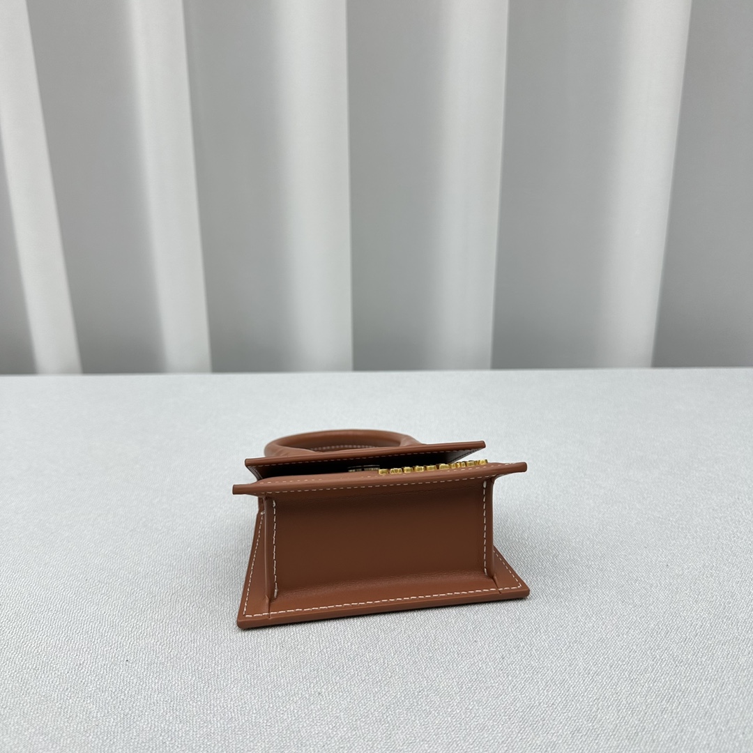 Jacquemus-Mini Handheld Lipstick Bag