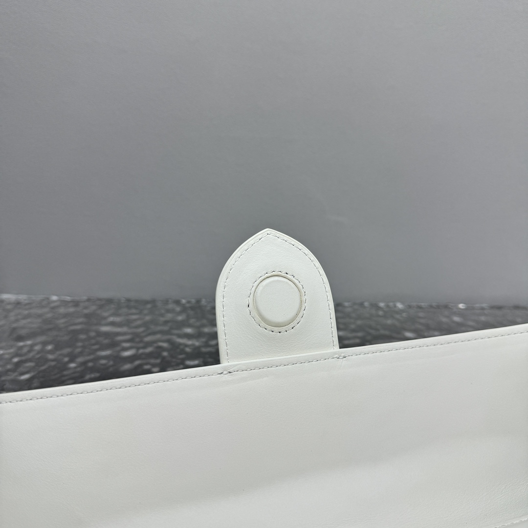 Jacquemus-New white Suede Material Shoulder Bag