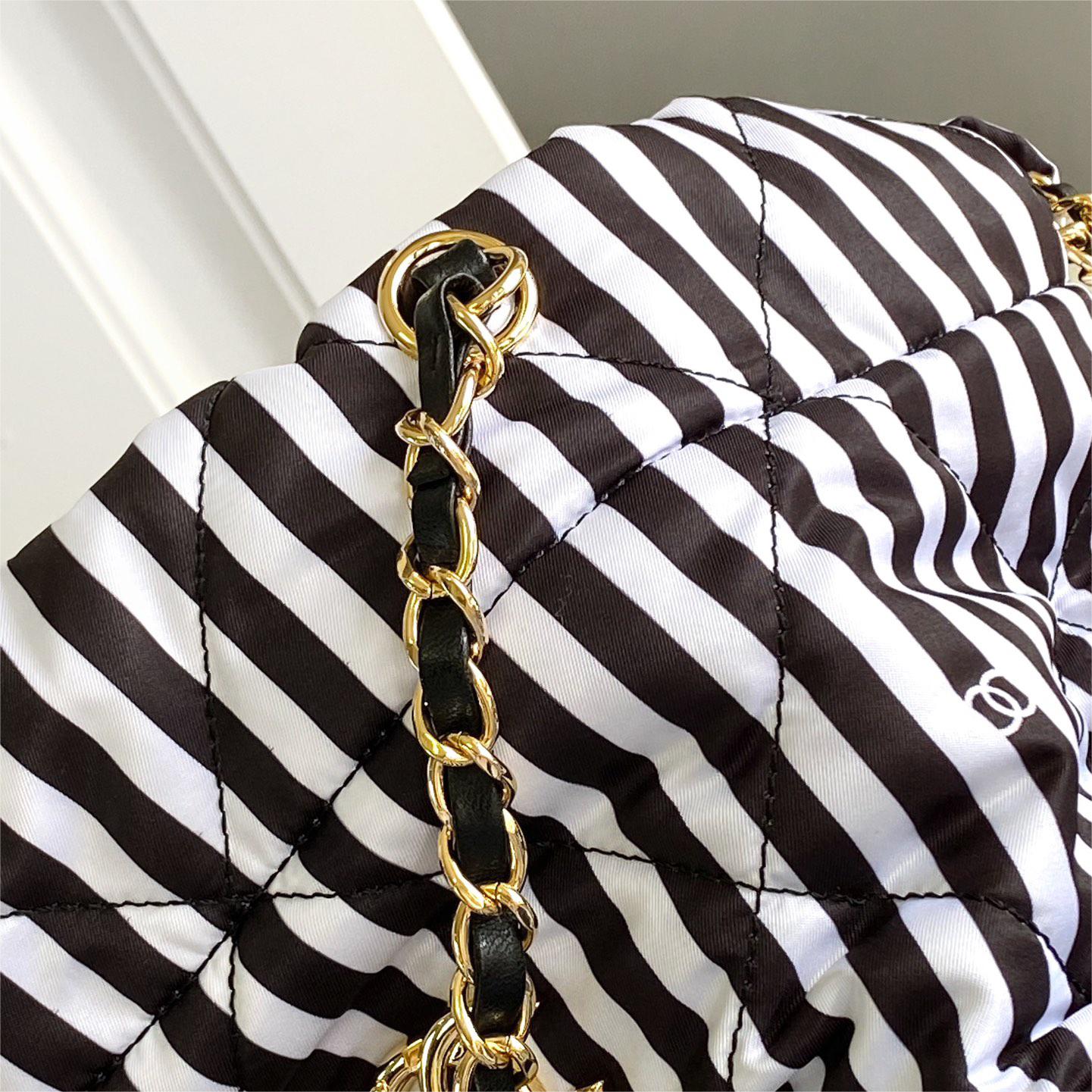 Chanel-Nylon waterproof fabric Cocobeach 24h bag