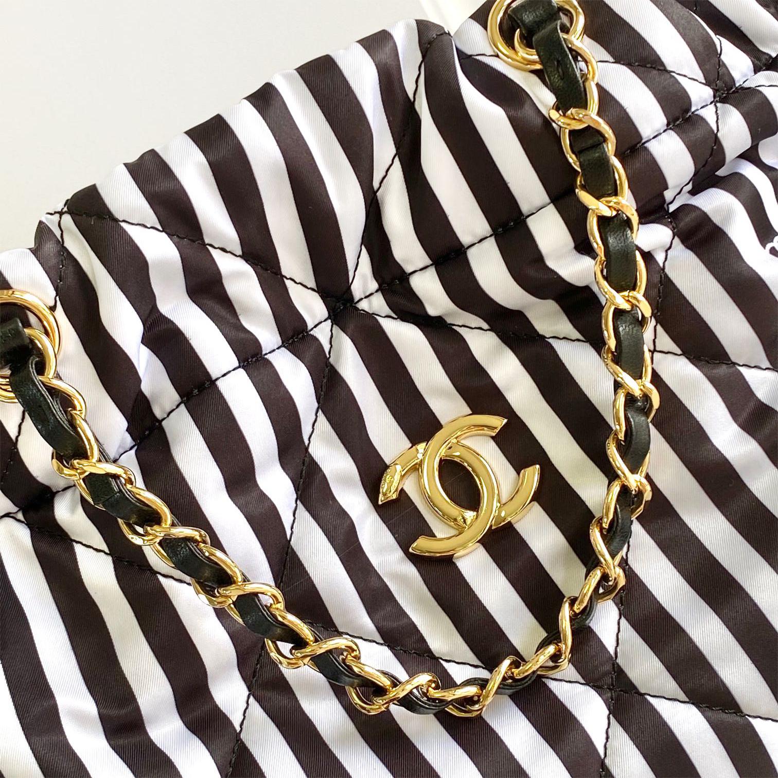 Chanel-Nylon waterproof fabric Cocobeach 24h bag