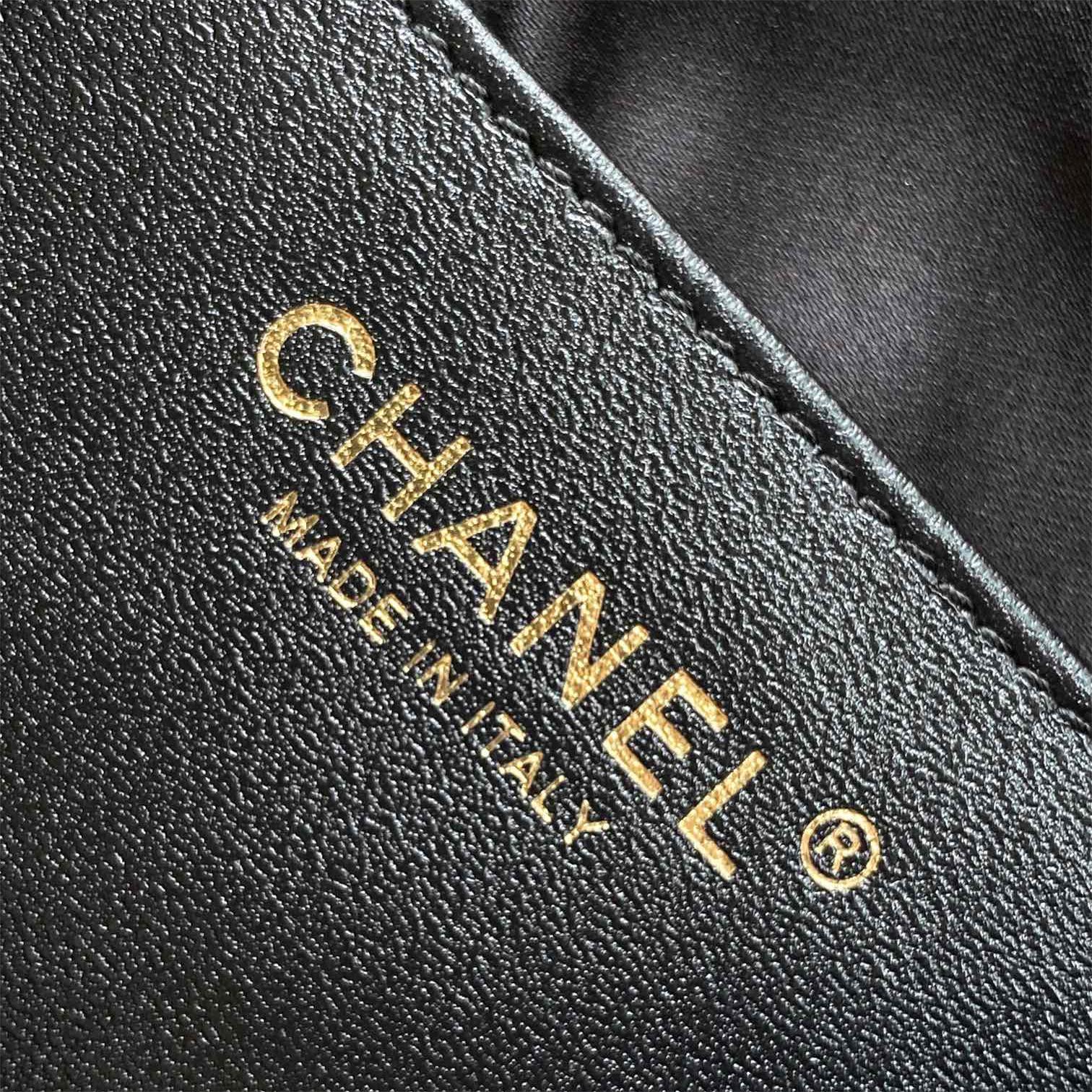 Chanel-Nylon waterproof fabric Cocobeach 24h bag