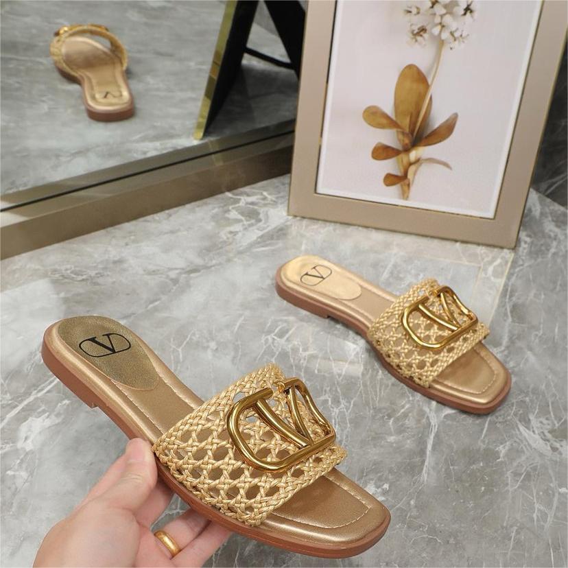 Valentino-Vlogo series shoes