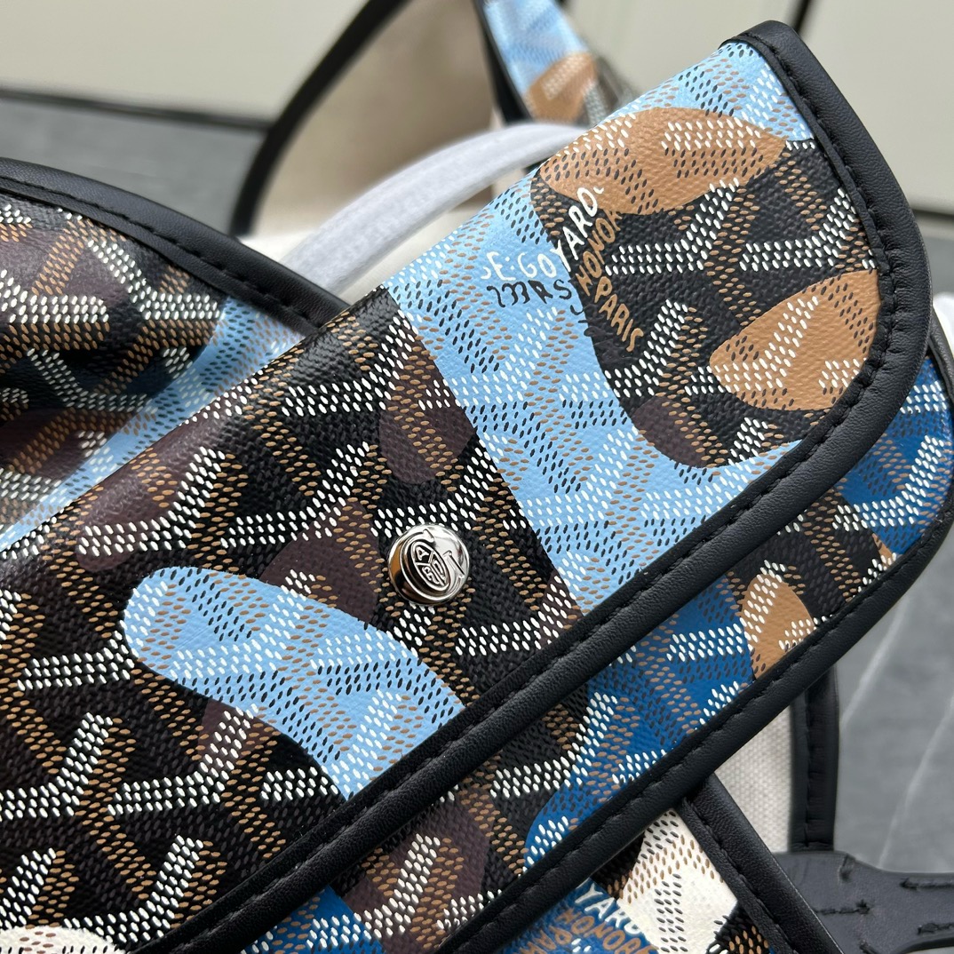 Goyard-Graffiti shopping bag