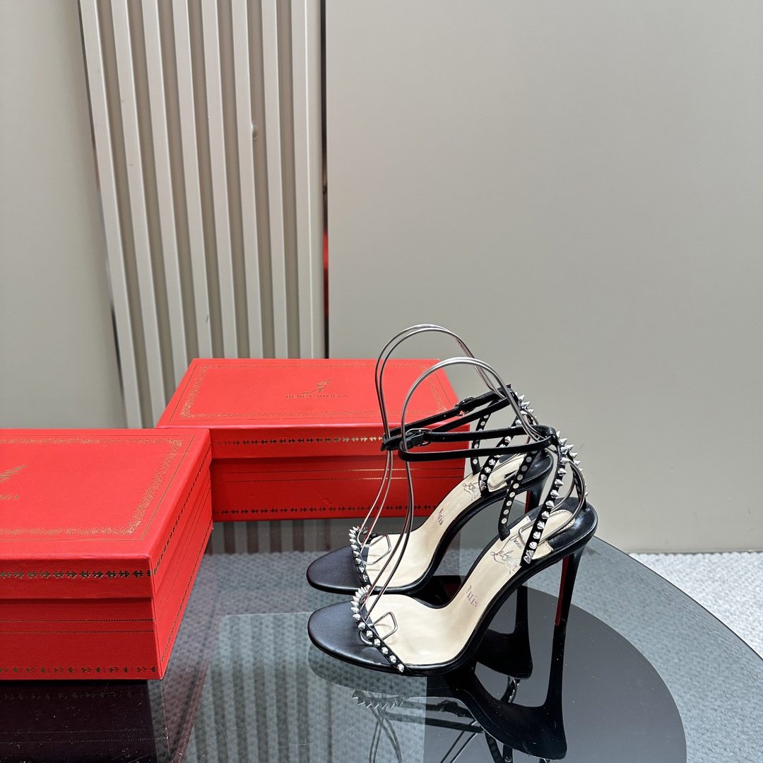 Christian Louboutin-Classic Willow Nail Peugeot Black High Heels