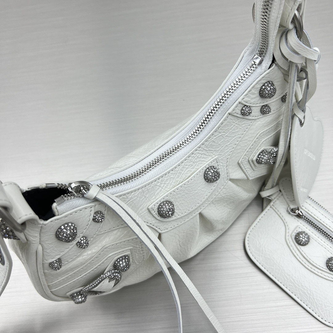 Balenciaga-Le Cagole Half Moon Underarm Cross Bag