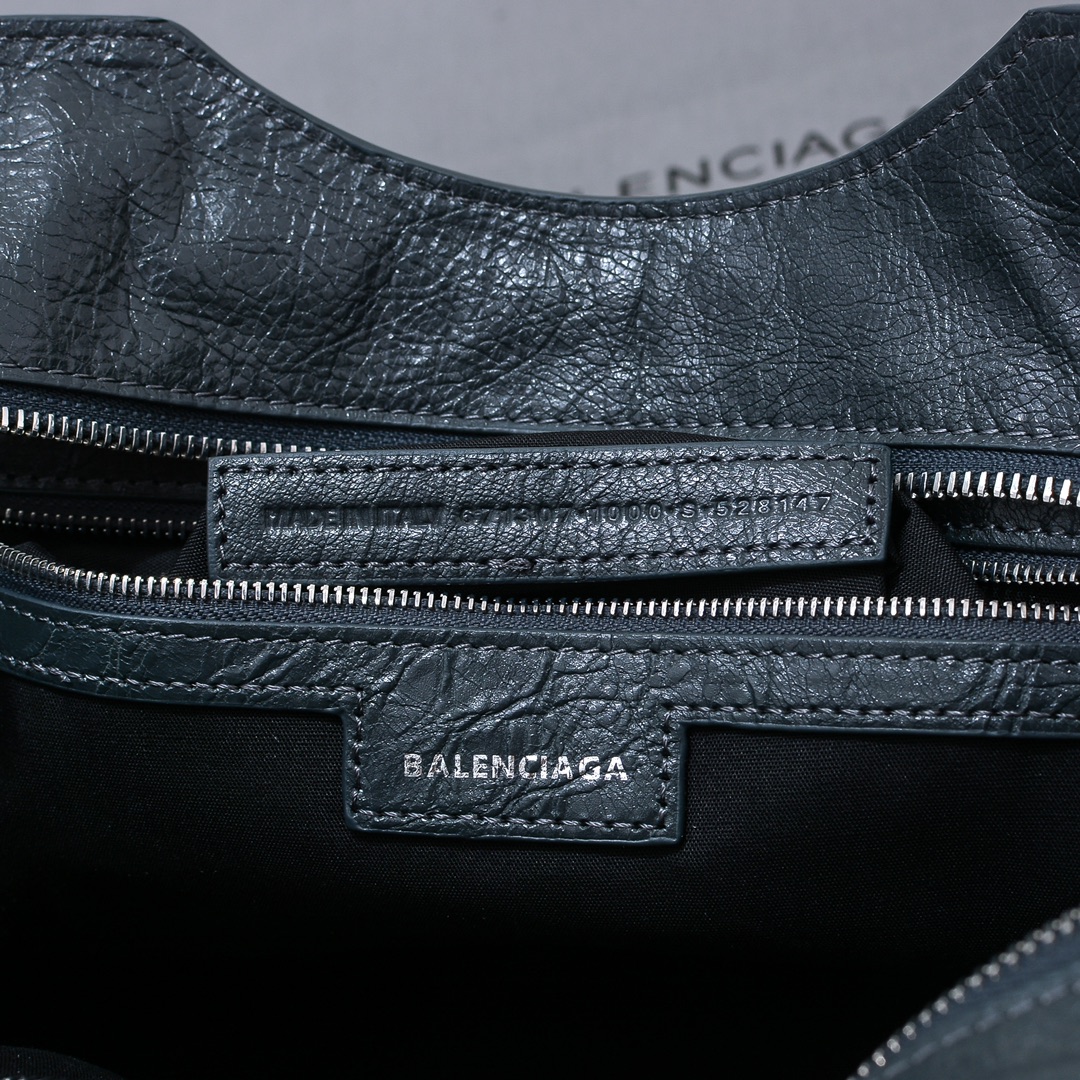 Balenciaga-Neo Cagole's new locomotive package