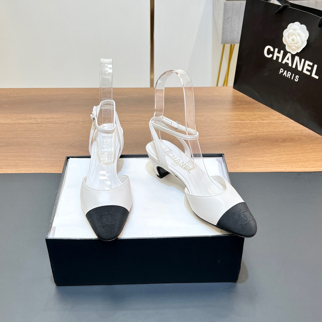 Chanel-Coarse heel back empty sandals, single shoe
