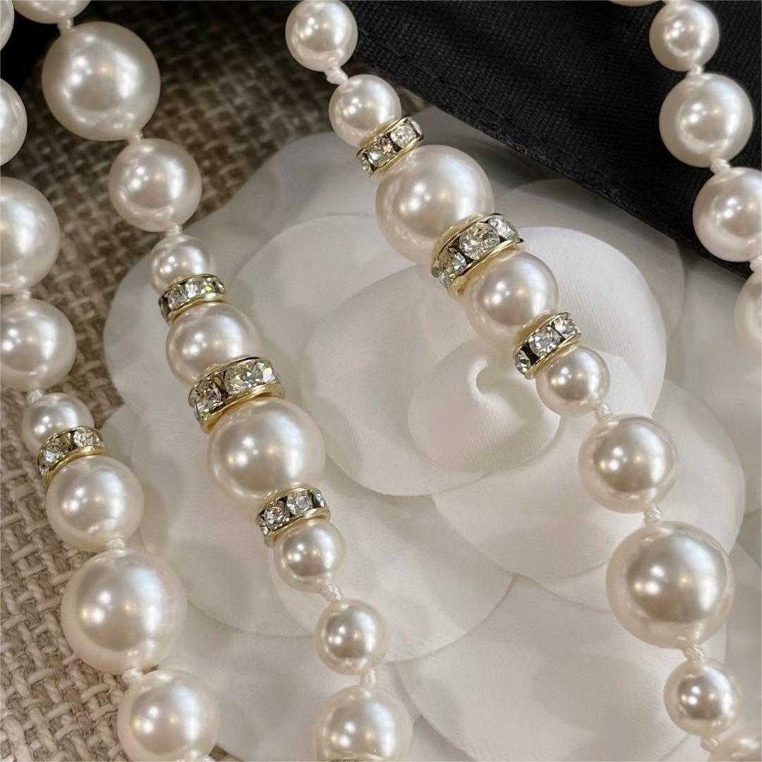 Chanel-Pearl Chain