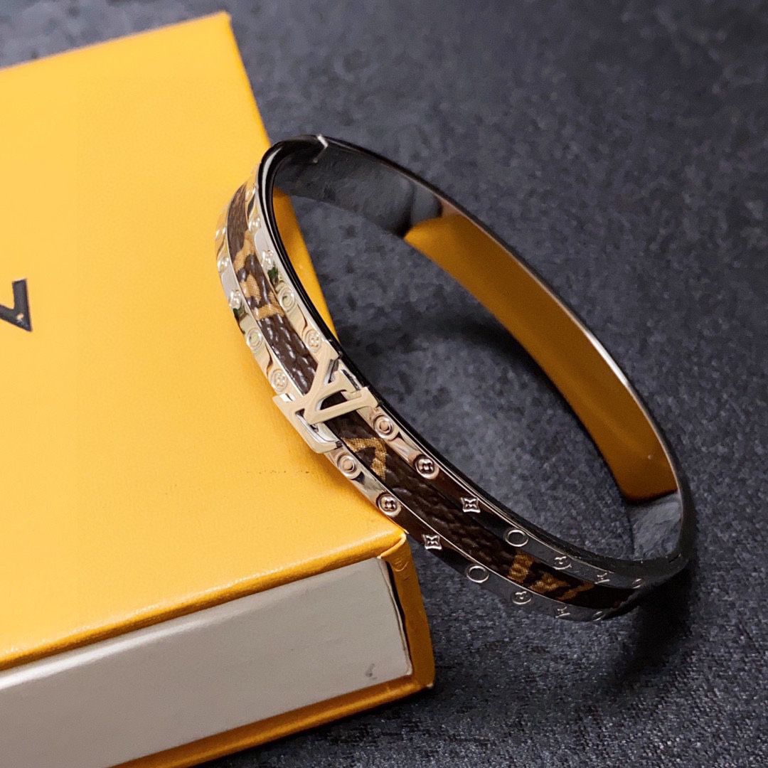 LV-Printed leather bracelet