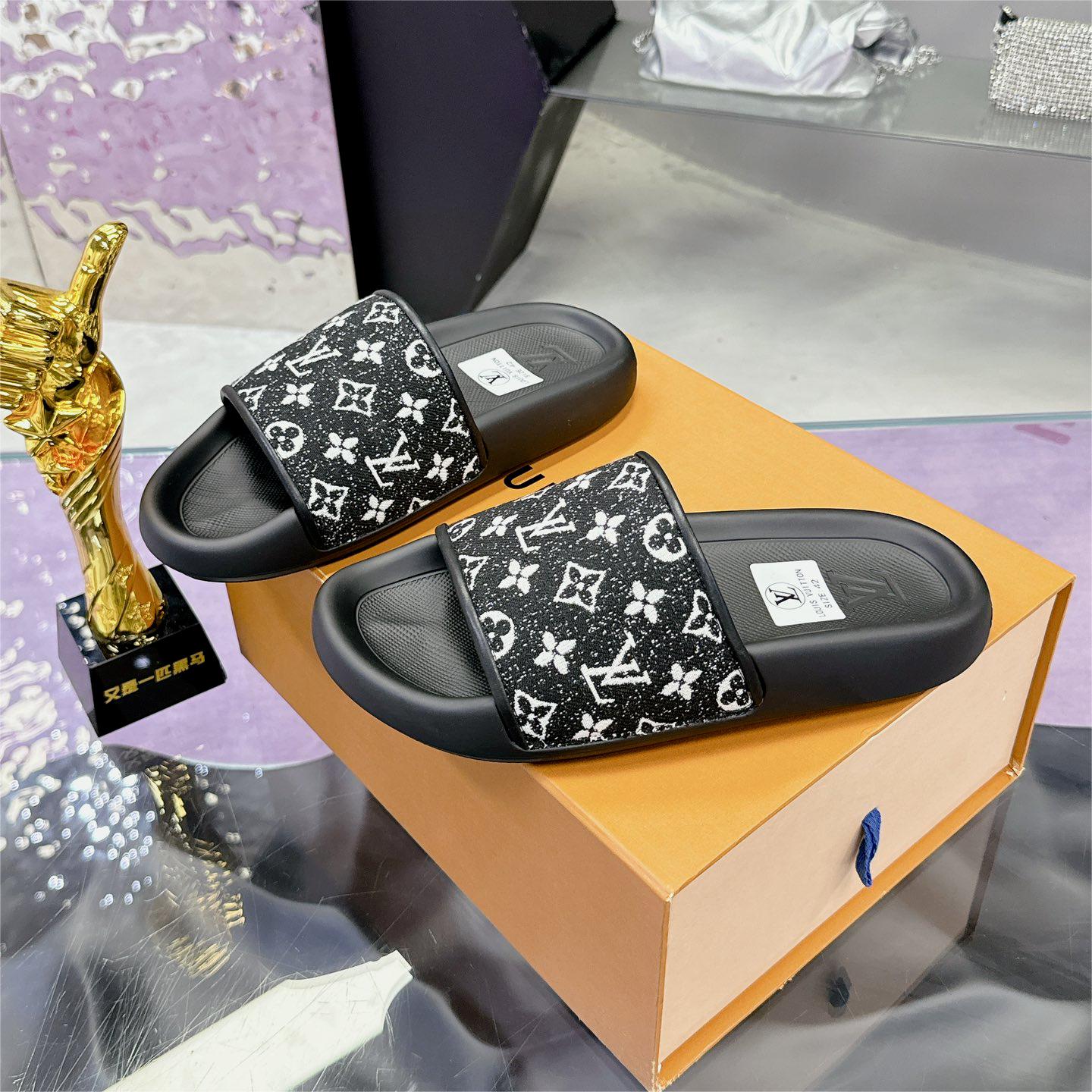 LV-Men's spring and summer slippers