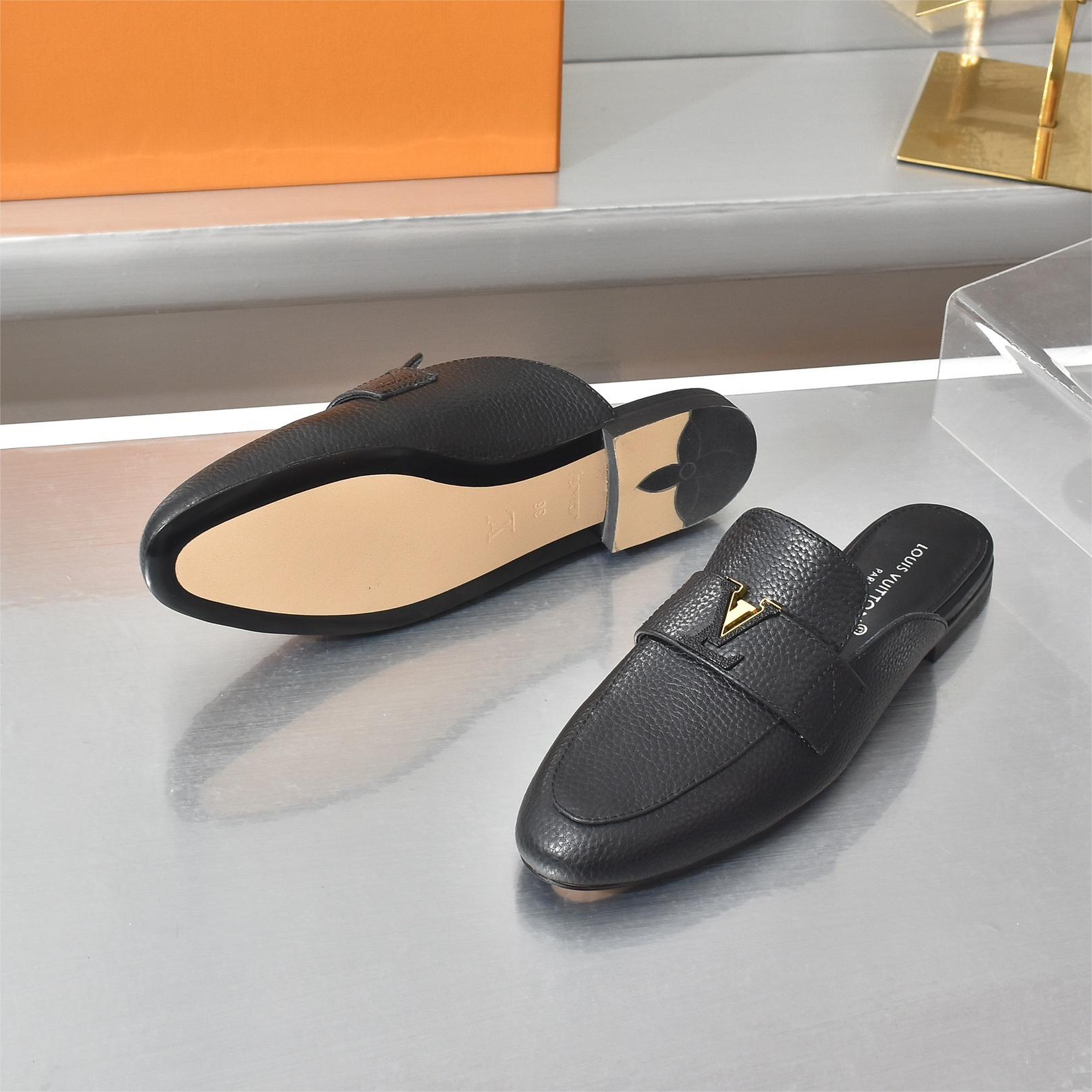 LV-Flat bottomed loafers