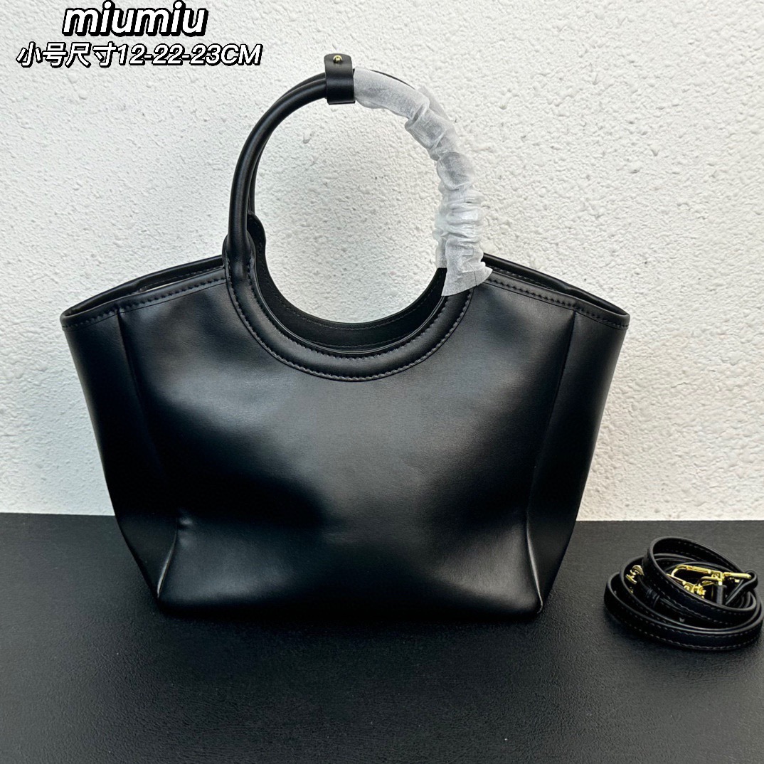 MiuMiu- autumn and winter hobo tote armpit bag