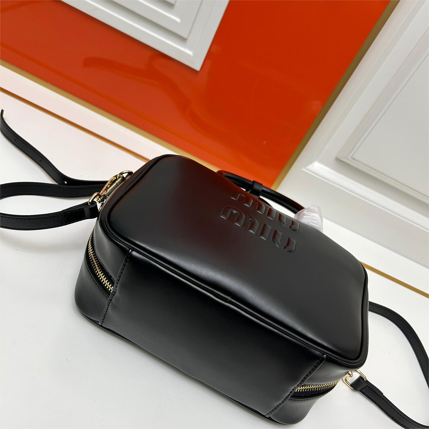 MiuMiu-bowling briefcase