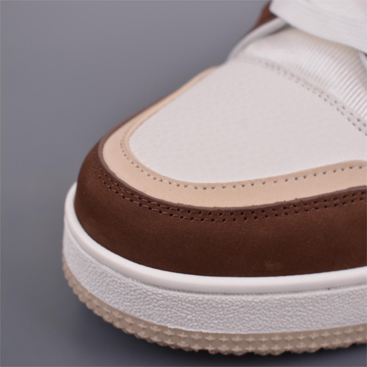 LV-Trainer low cut casual board shoes