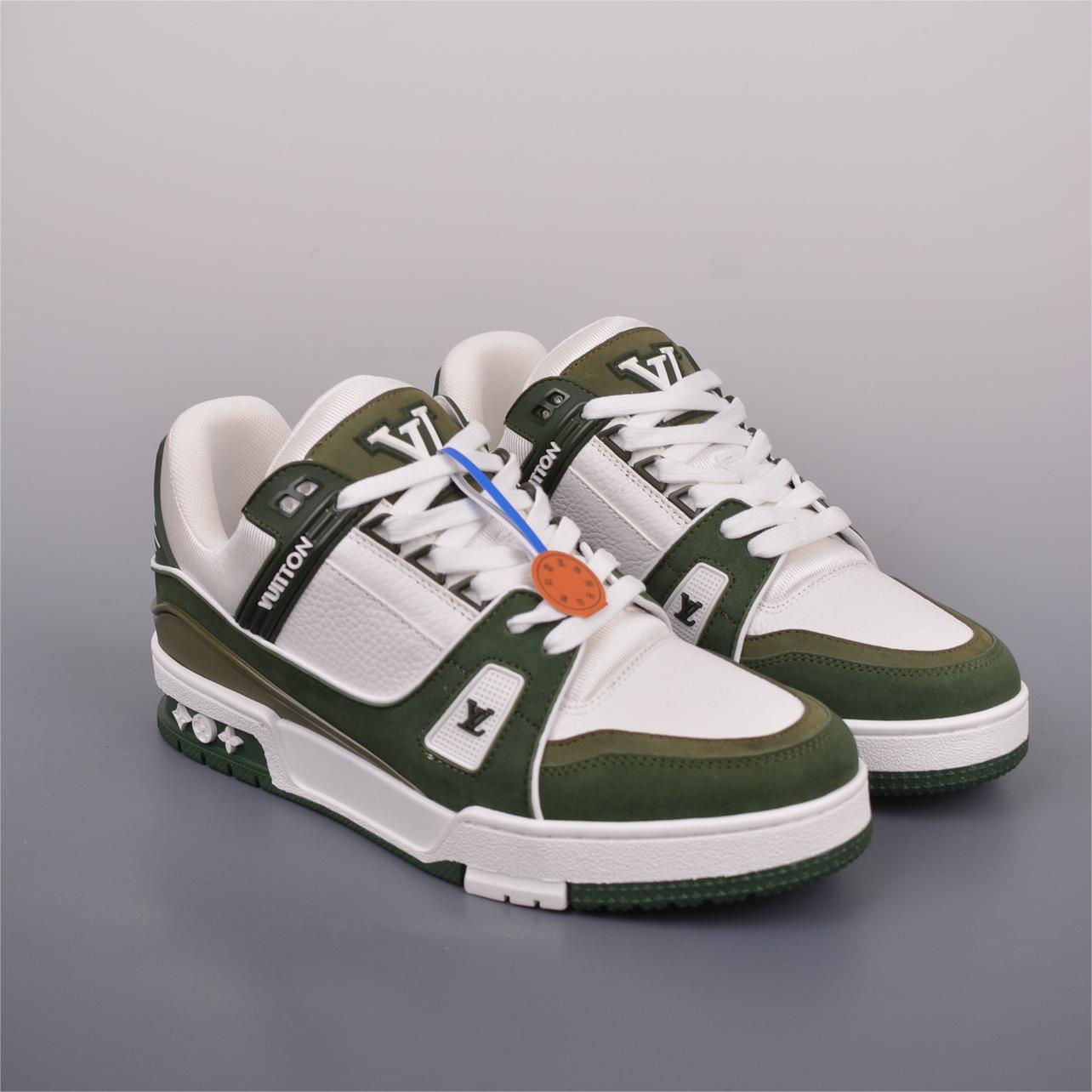 LV-Trainer low cut casual board shoes