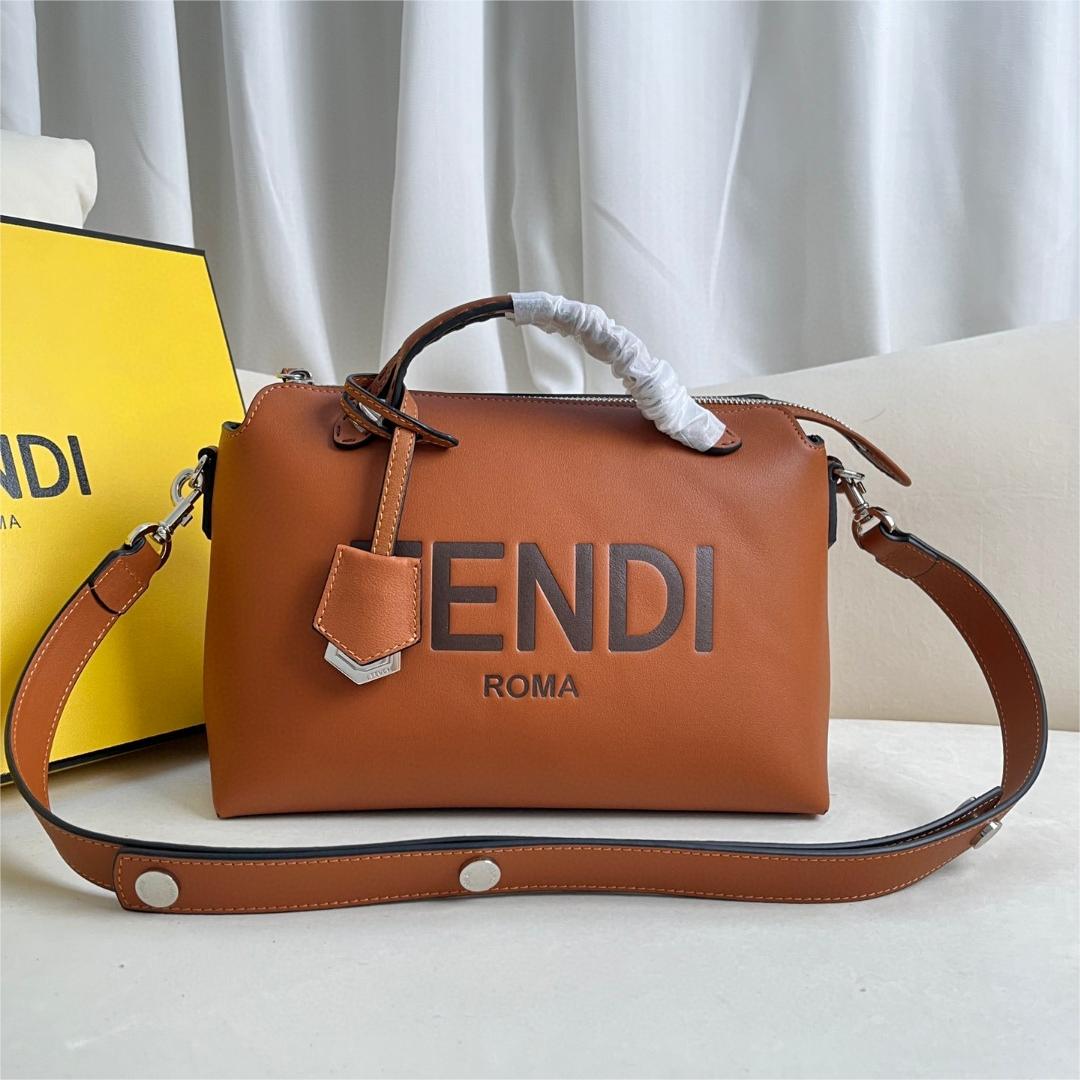 FENDI-By the Way Zipper Opening Boston Handbag