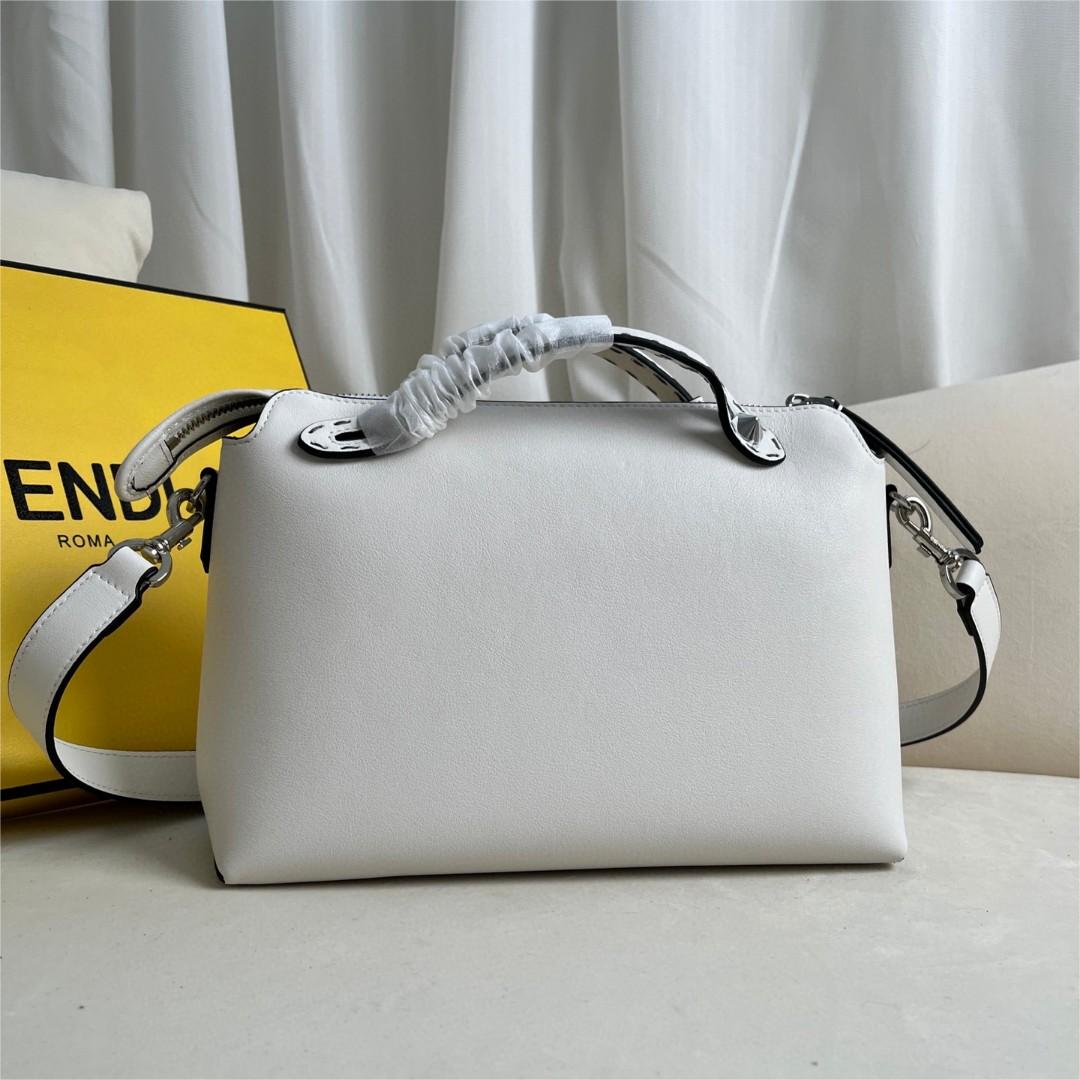 FENDI-By the Way Zipper Opening Boston Handbag