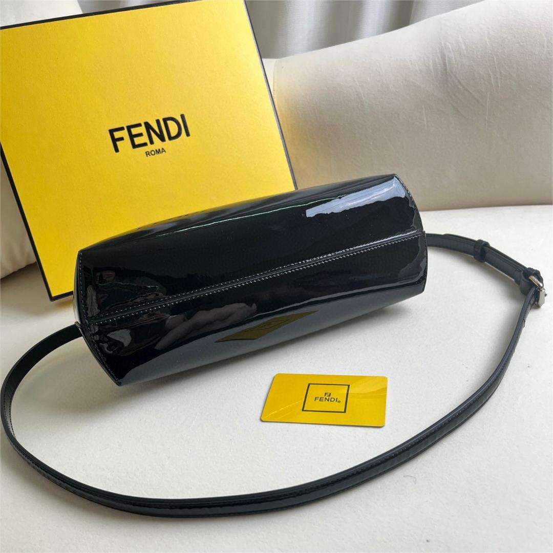 FENDI-Black patent leather handbag