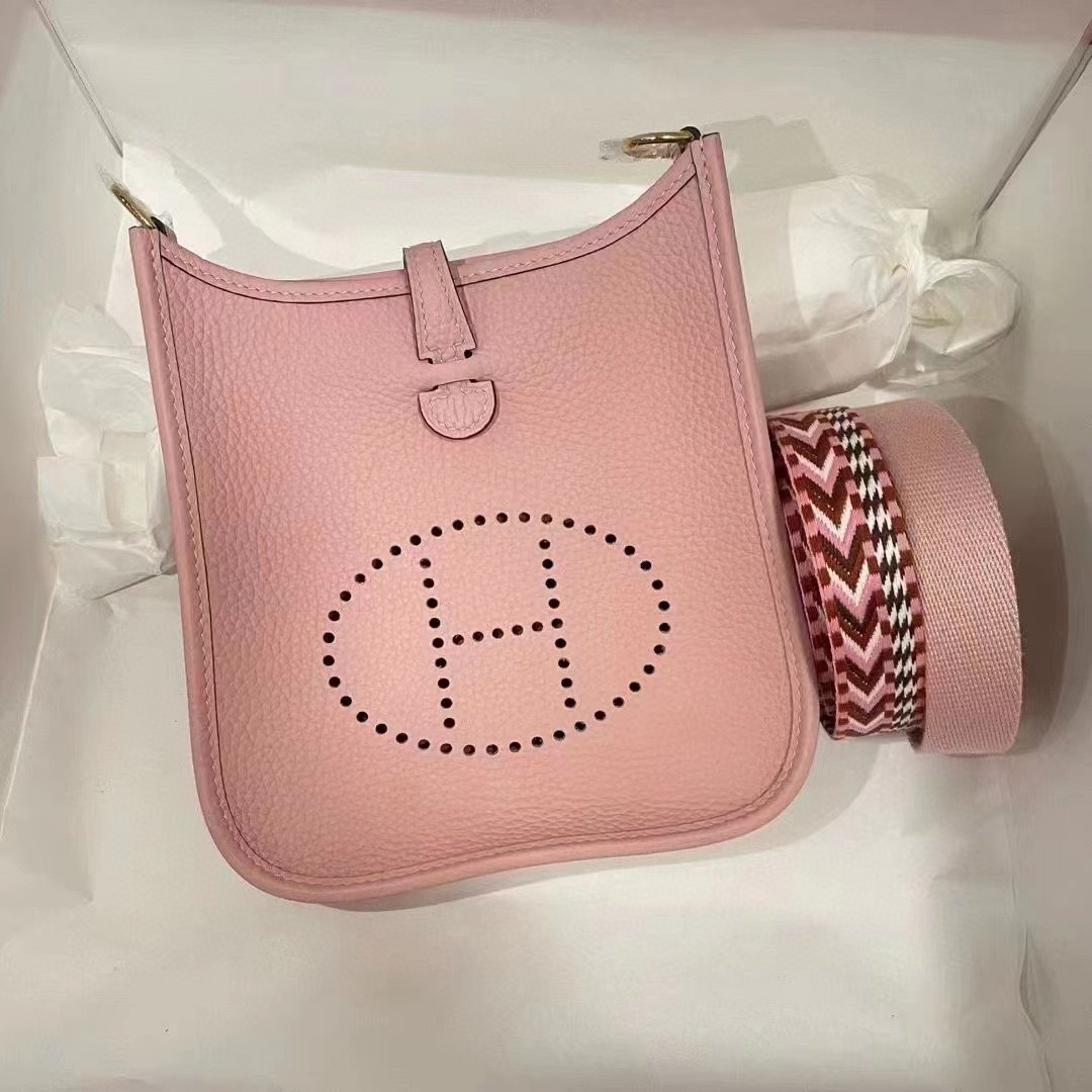 Hermes-Evelyne 17cm Evelyne TC leather 3q powder gold and silver buckle in stock