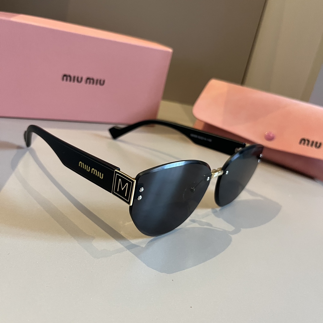 MiuMiu- New frameless Sunglasses