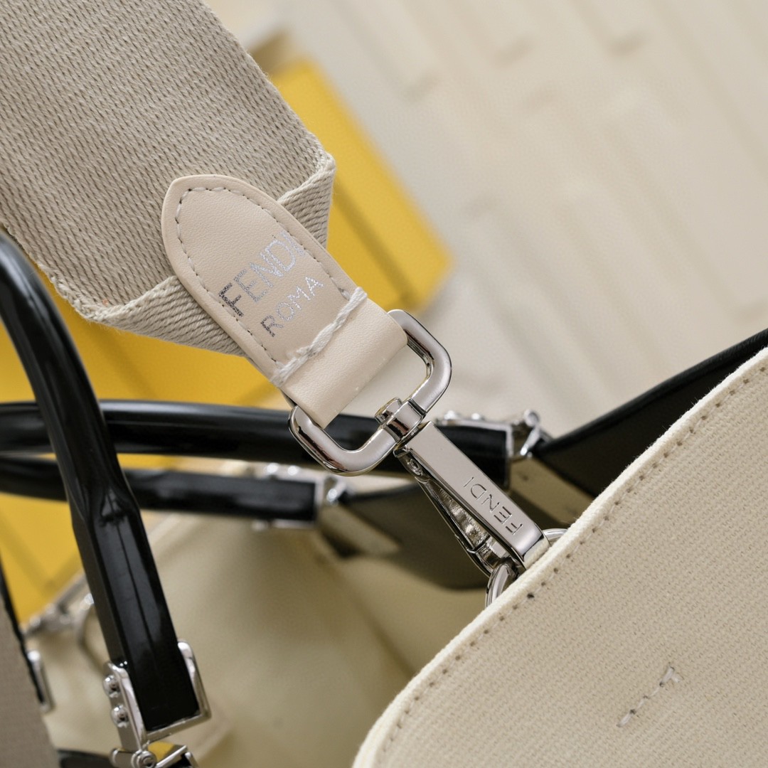 FENDI-Sunshine Medium Handbag