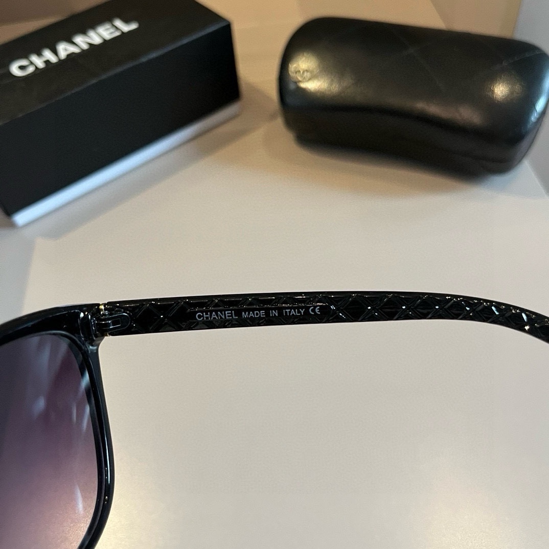 Chanel-Socialite style round frame Sunglasses