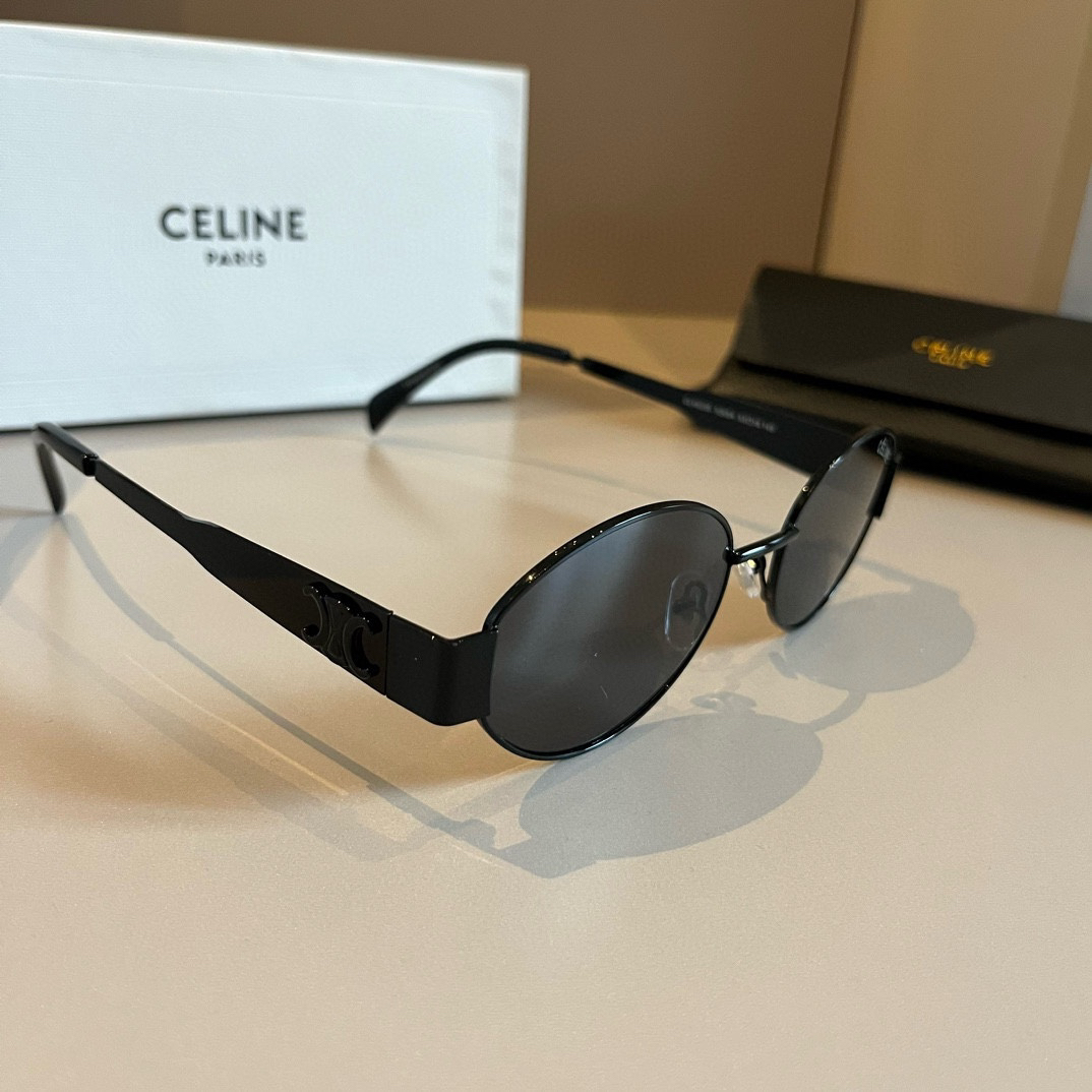 Celine-Retro round frame Sunglasses