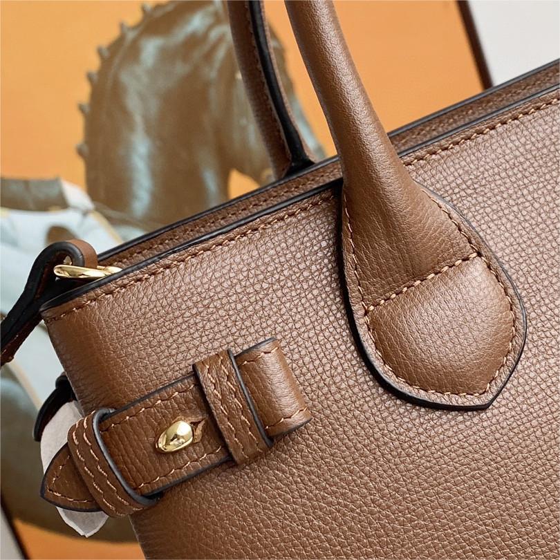 Burberry-The Banner Banner handbag