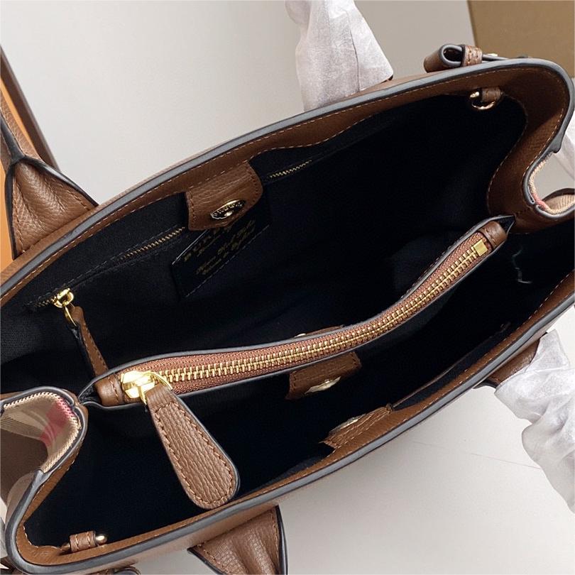 Burberry-The Banner Banner handbag