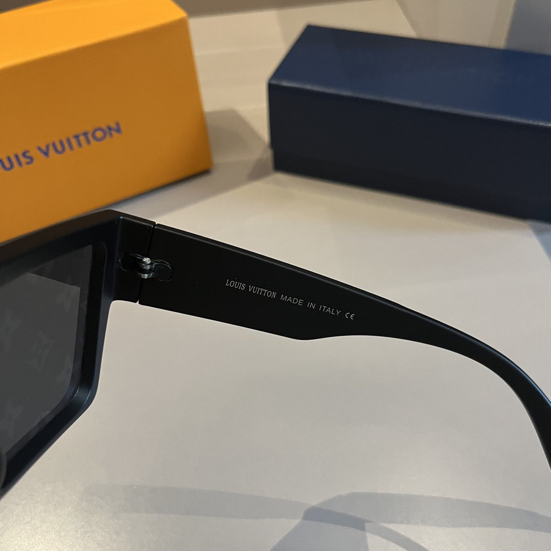 LV-Cool Style Large Box Sunglasses