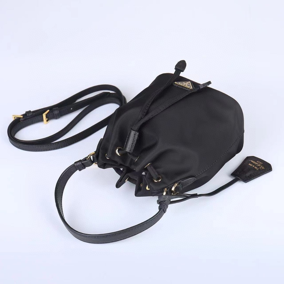 Prada-Imported waterproof fabric bucket bag