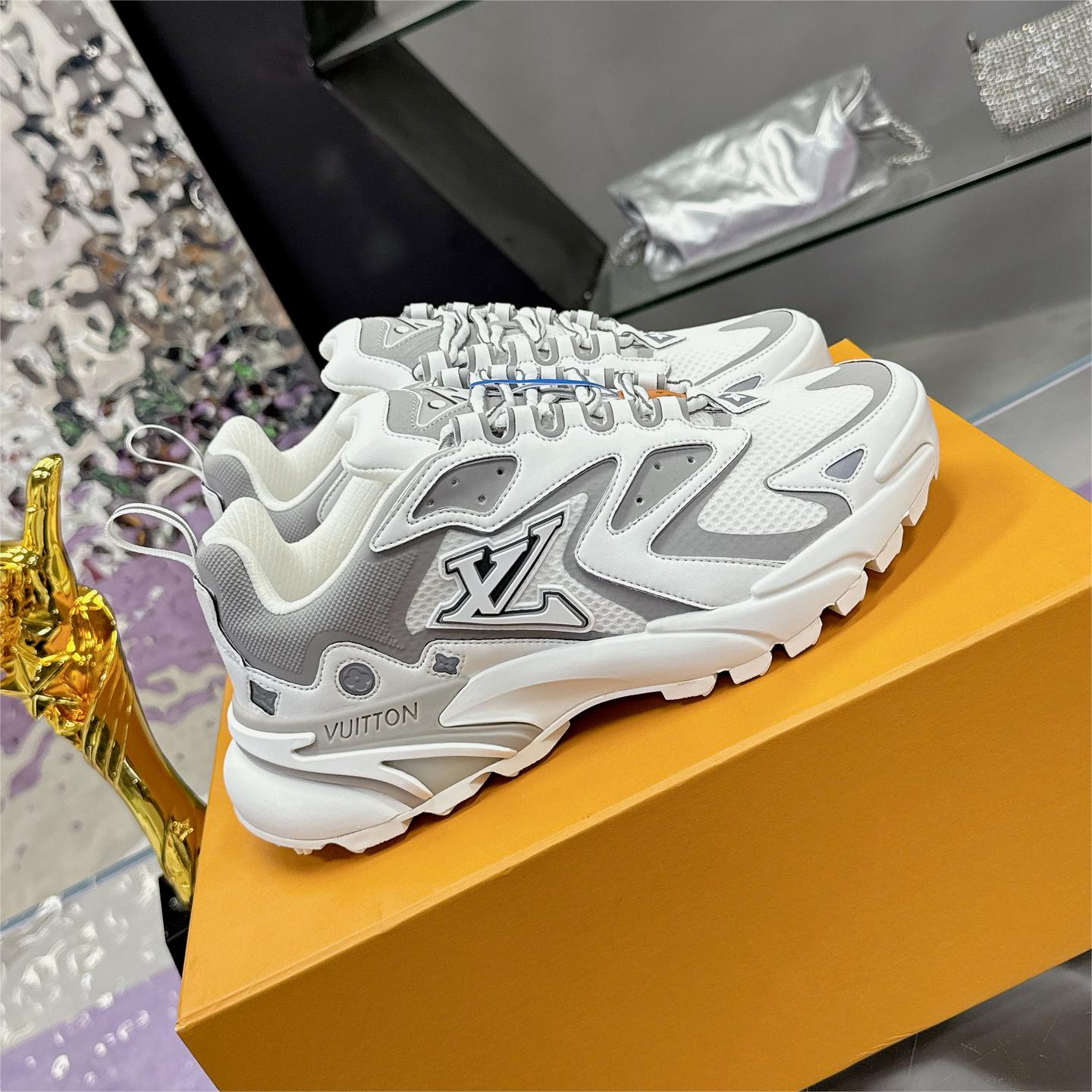 LV-Runner tatic monogram