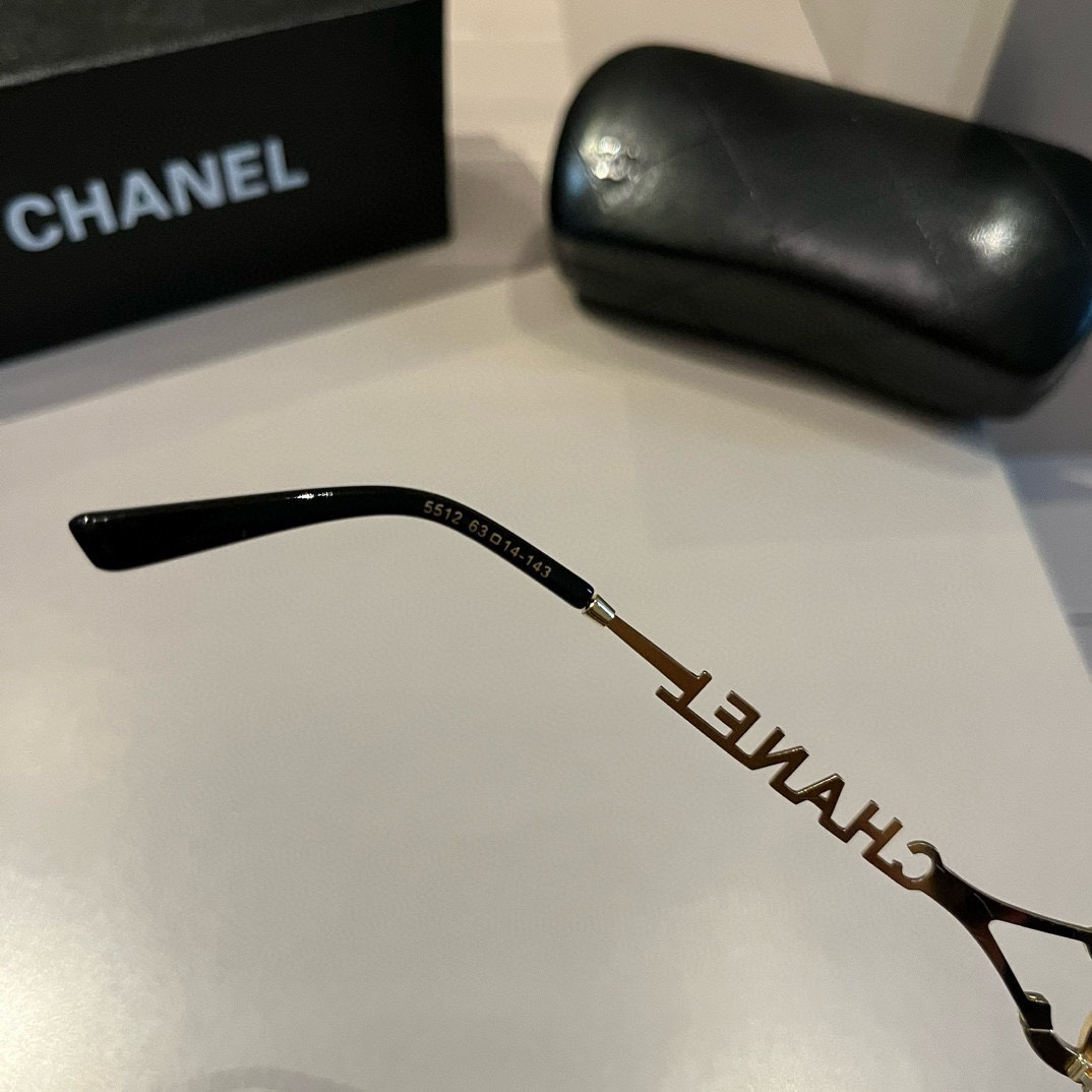 Chanel-New large frame Sunglasses