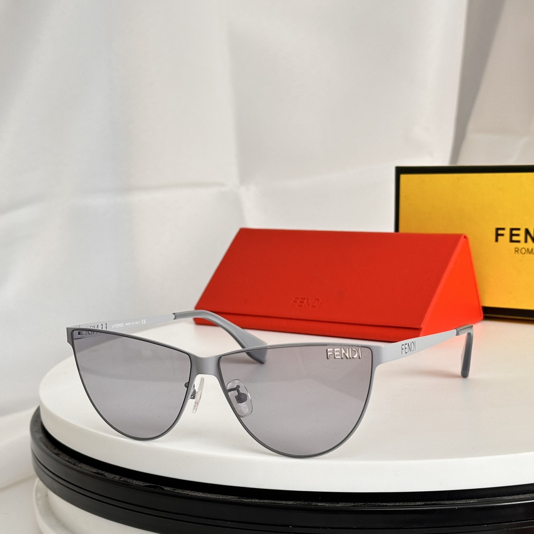 Fendi-FE40138U Sunglasses