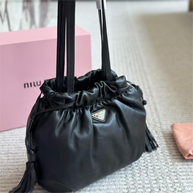 Prada-Sheepskin lucky bag bag