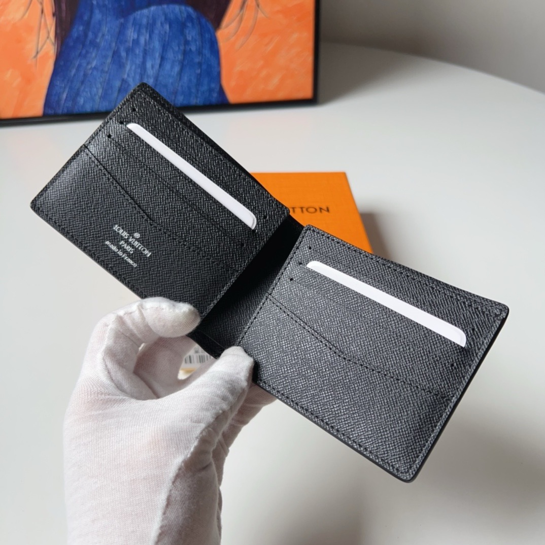 LV-M62294 Black Flower Slender Wallet