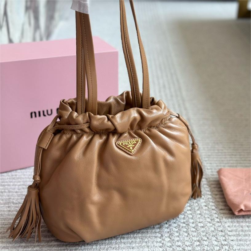 Prada-Sheepskin lucky bag bag