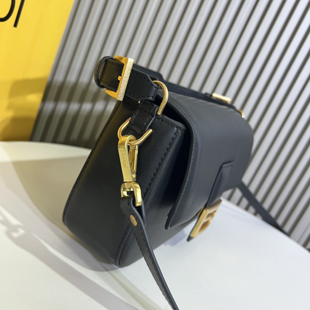 Fendi-Baguette Medium Black Stick Bag