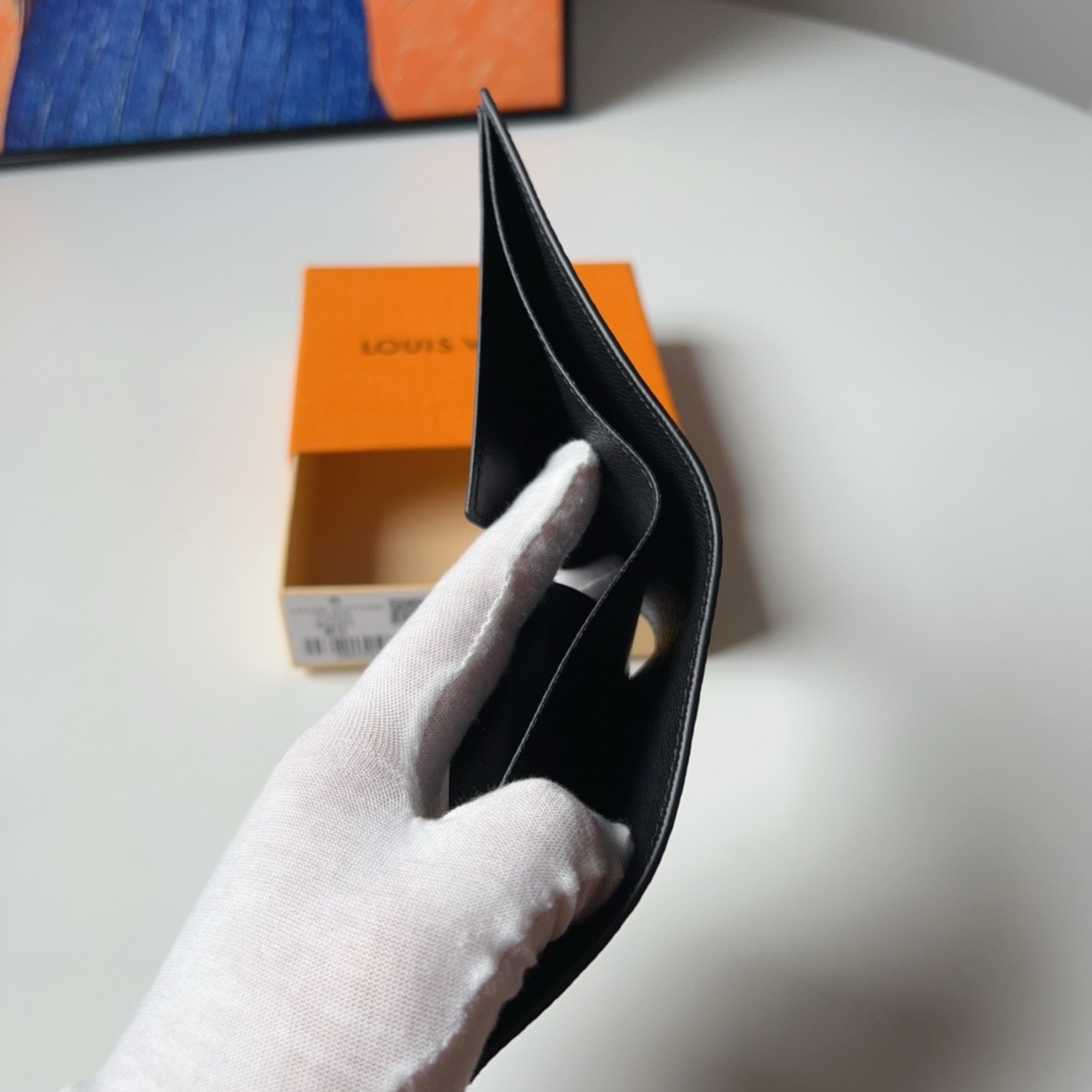 LV-M62294 Black Flower Slender Wallet